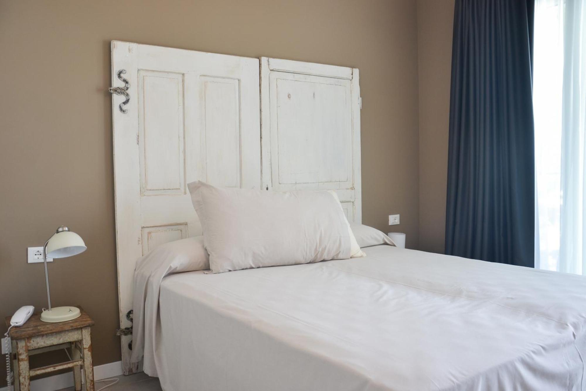 Hotel Maximilian Бардолино Екстериор снимка