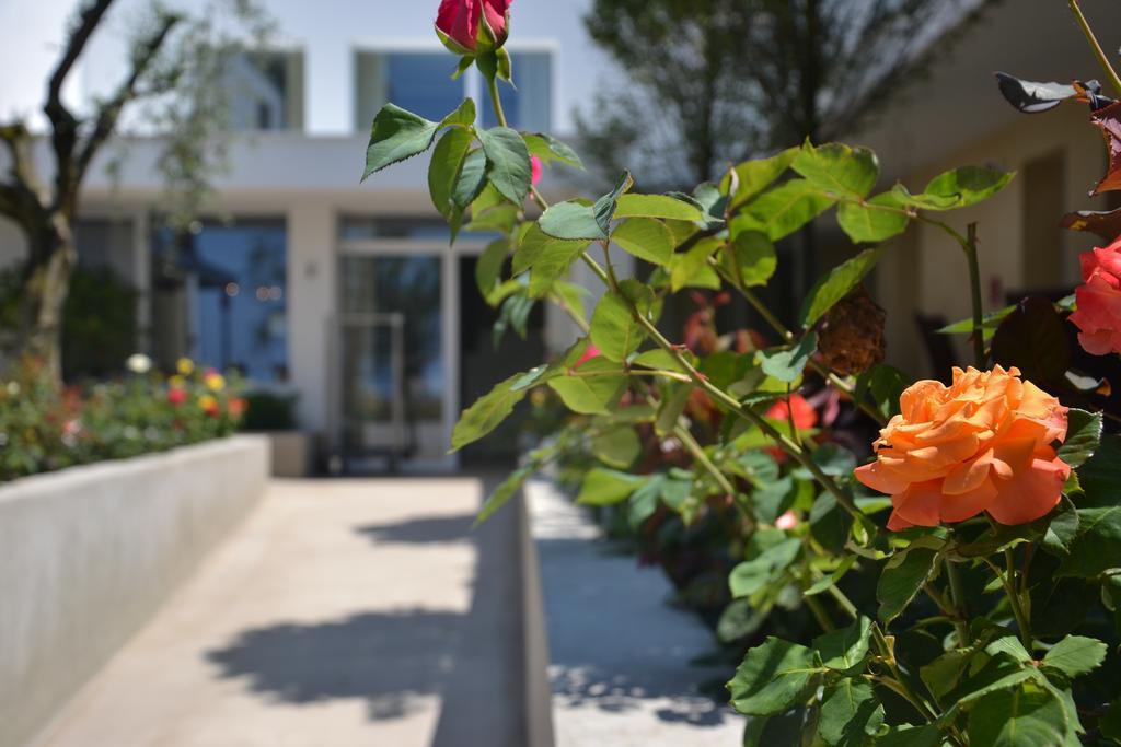 Hotel Maximilian Бардолино Екстериор снимка